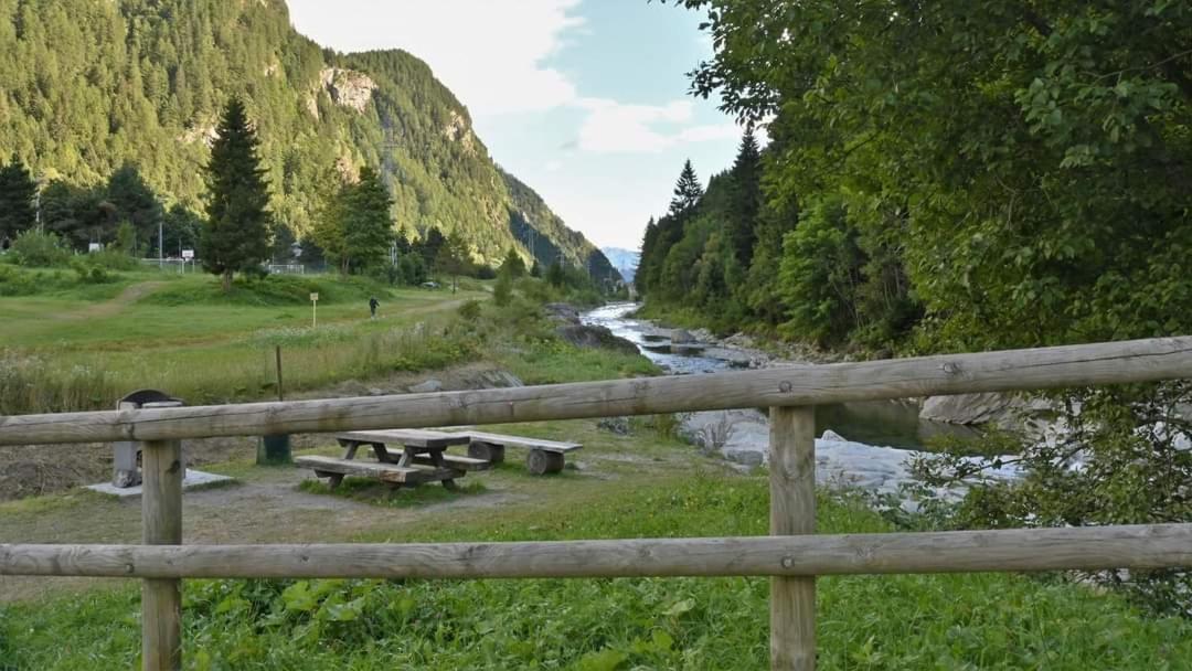 Mansarda Vista Lago A Campodolcino Kültér fotó